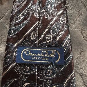 Oscar de la Renta Paisley Tie - Brown and Blue
